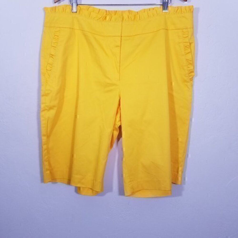 NWT Ashley Stewart Sateenruff Lemon Chro Yellow Bermuda Shorts Size 20